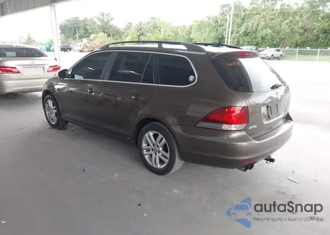 2012 Volkswagen Jetta Sportwagen 2.0L Tdi from USA, damaged, VIN 3VWPL7AJ2CM685543